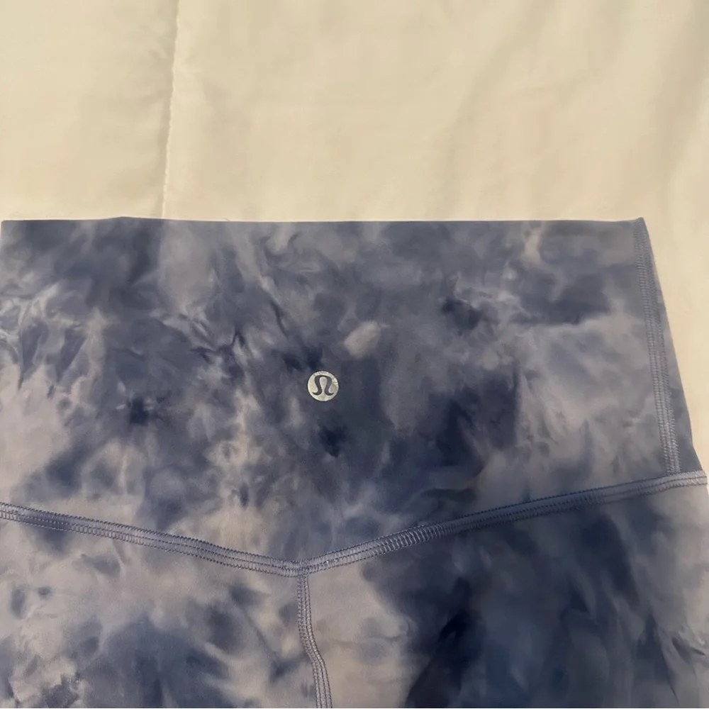 Lululemon Align 23” Crop - Diamond Dye Iced Iris Peri Purple Size 4